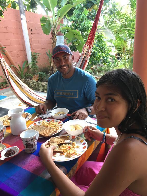 Hostal Casaluna San Andres المظهر الخارجي الصورة